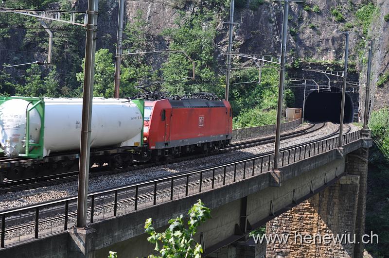 DSC_7585.JPG - Güterzug 62230 auf der Talfahrt, auf der Chaerstelenbachbrücke.
