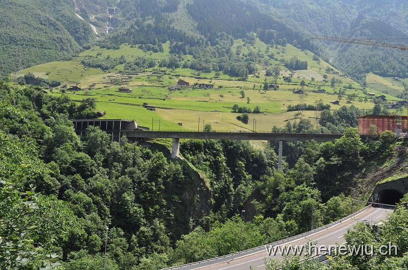 DSC_7503.JPG - Die Intschireussbrücke