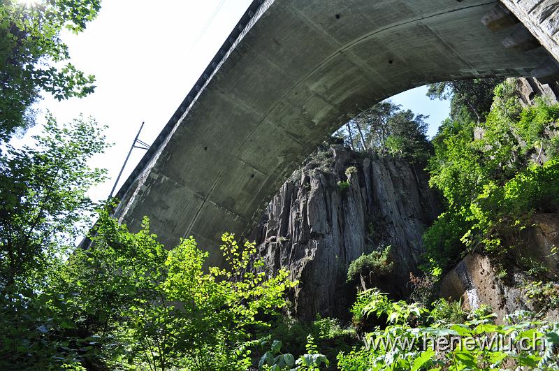 DSC_0528.JPG - Die Kellerbach -Brücke