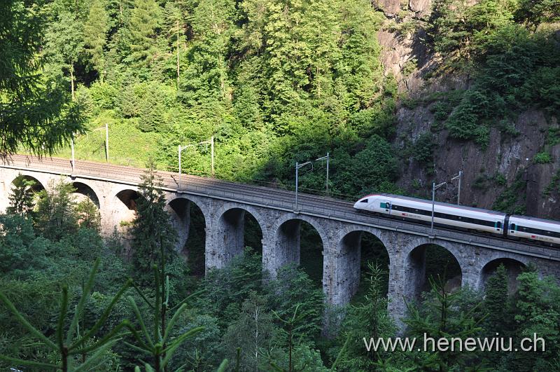 DSC_7380.JPG - ICN 667, auf dem Säcken - Viadukt