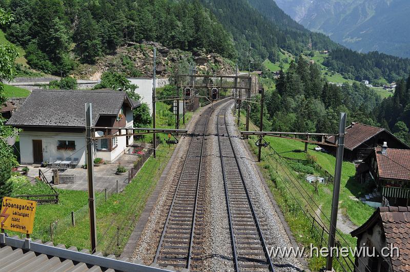 DSC_7447.JPG - Hinten die Zgraggental - Brücke
