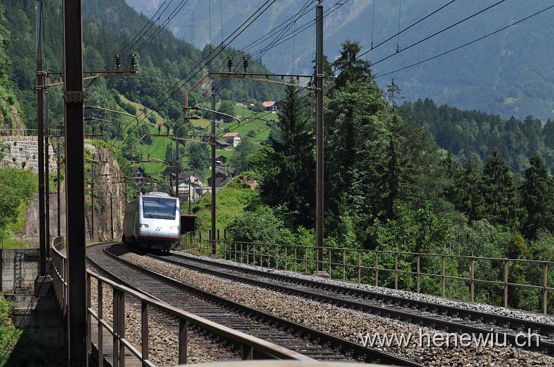 DSC_7458.JPG - EC 17, auf der Zgraggental - Brücke