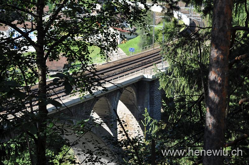 DSC_0274.JPG - Die mittlere Meienreuss - Brücke