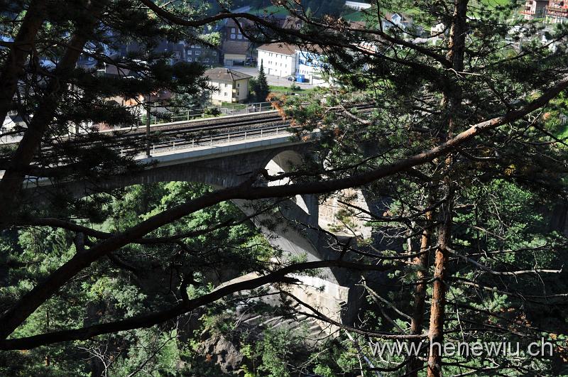DSC_0275.JPG - Die mittlere Meienreuss - Brücke