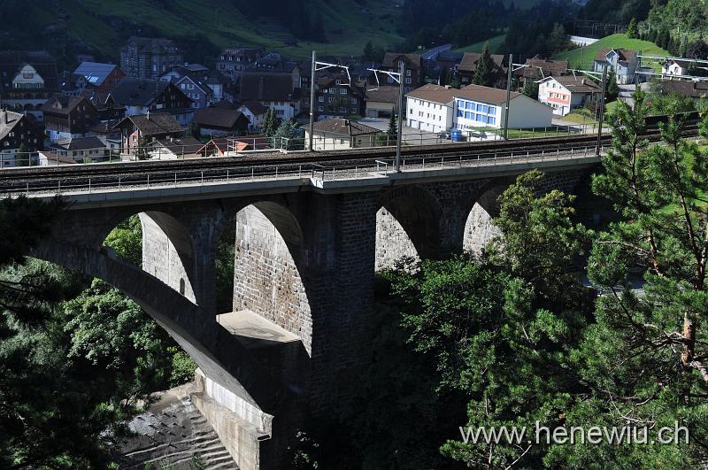 DSC_0277.JPG - Die mittlere Meienreuss - Brücke