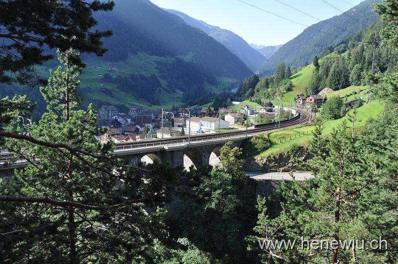 DSC_0278.JPG - Die mittlere Meienreuss - Brücke