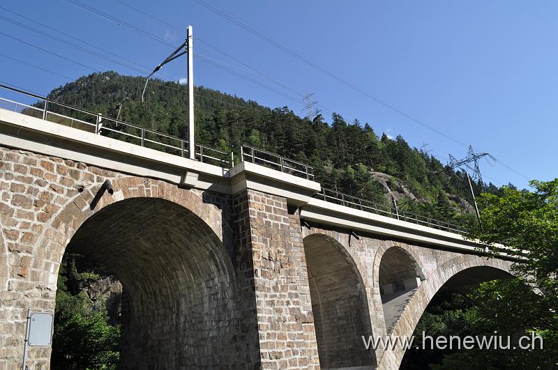 DSC_0289.JPG - Die mittlere Meienreuss - Brücke