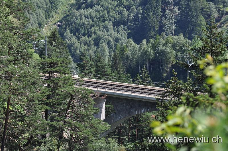 DSC_0548.JPG - Die mittlere Meienreuss - Brücke