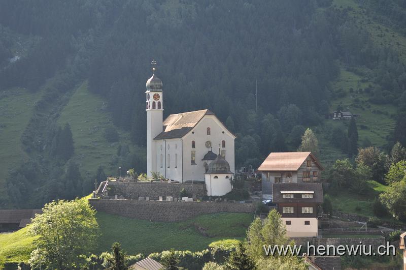 DSC_0288.JPG - Die Kirche Wassen