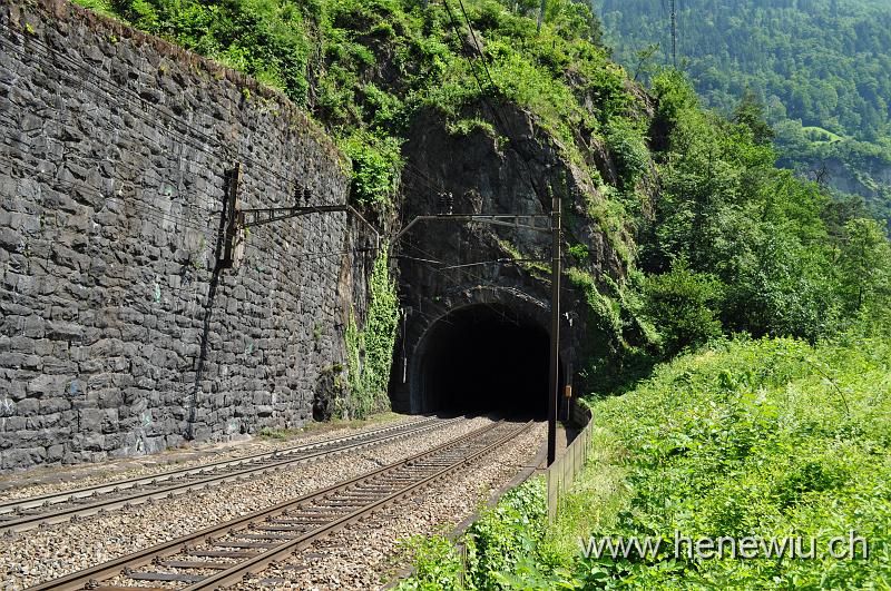 DSC_7534.JPG - Der Windgällen - Tunnel